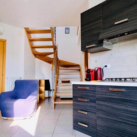 Appartamento In Villa Daniela Con Piscina Privata Carraro Immobiliare Jesolo - Family Apartments Екстериор снимка